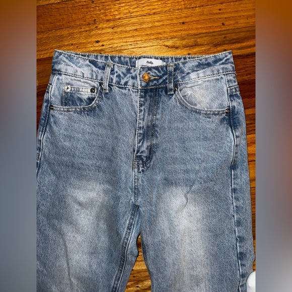 Straight leg jeans. - Picture 2 of 4